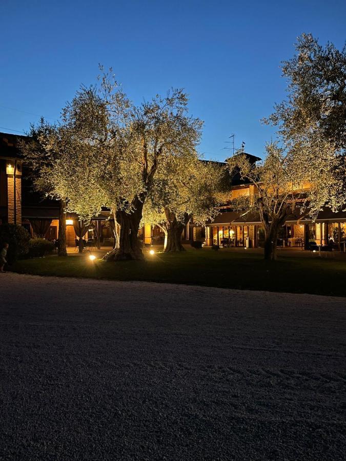 Agriturismo Ripa Del Bosco Capriolo Exterior foto